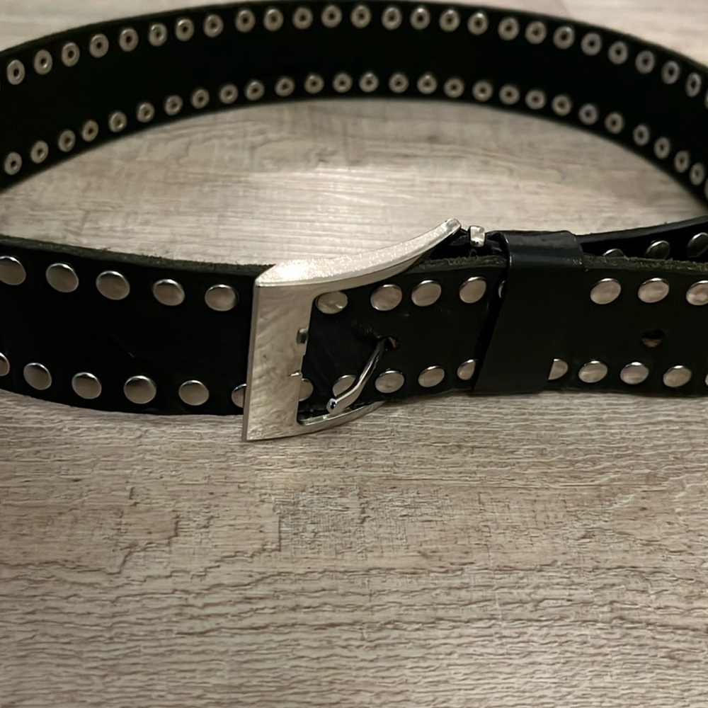 Leather belt